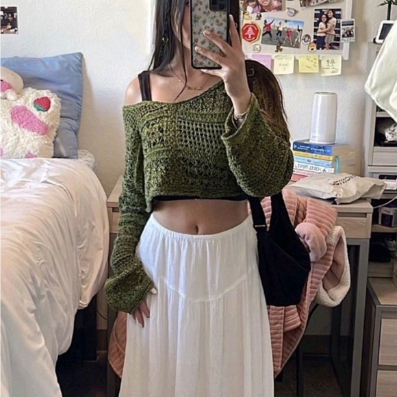 Ruby Red Crochet Cardigan - Picture 6 of 7